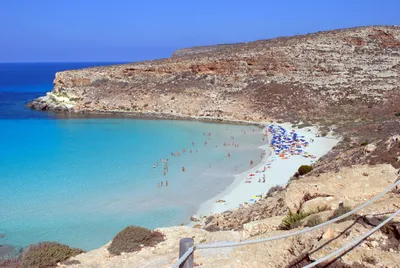 Приготовьтесь к виртуальному путешествию по пляжам Сицилии