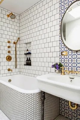 Стильные решения для скромного ремонта ванной комнаты