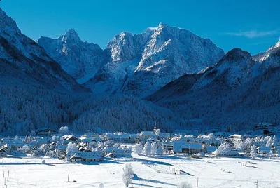 Снежные пейзажи Словении: Фотоальбом для PNG скачивания