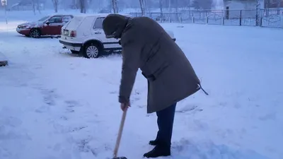 Фотографии уборки снега весело и бесплатно