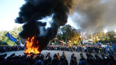 Смешные картинки про власть: улыбнитесь вместе с нами!