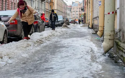 Фотографии снега: зимние чудеса на улицах города