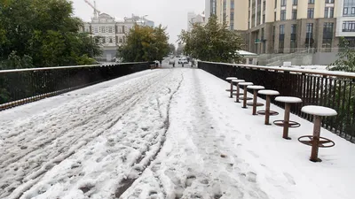 Бесплатные обои: Снег в городе Екатеринбург – скачивайте бесплатно