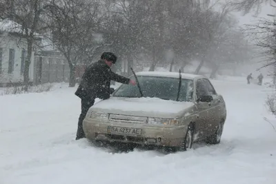 Фото зимнего заката в Киеве: Романтическая атмосфера