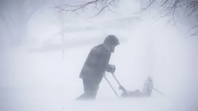 Волшебство снегопадов: Красота Нью-Йорка в зимние дни