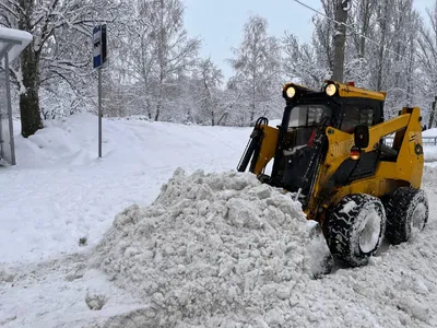 Фото снега на улице в хорошем качестве