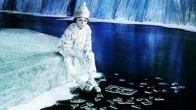 Фото Снежной королевы в стиле голливудского кино – полный релакс.