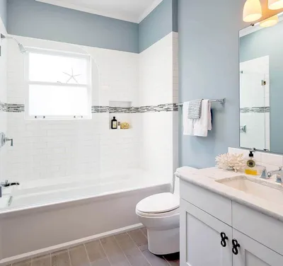 Сочетание плитки и краски в ванной: стильные фото