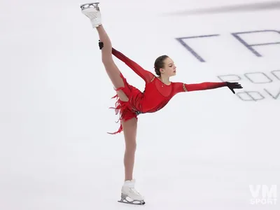 Софья Акатьева: красота и элегантность на льду