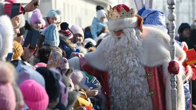 Фото с Дедом Морозом: современная иллюстрация в высоком качестве в JPG