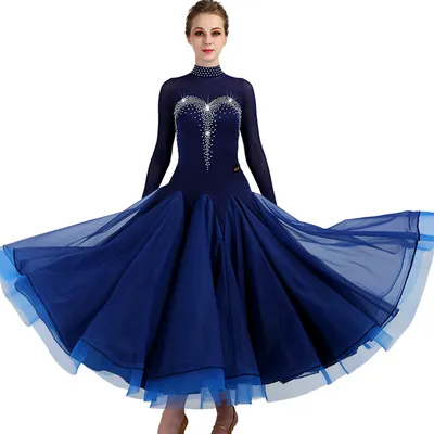 Идеальное сочетание стиля и комфорта: фото стандартных платьев для танцев