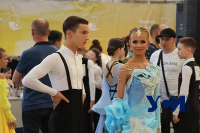 Выберите свой стиль: фото стандартных платьев для бальных танцев