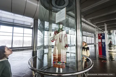 Фоны Станции метро Воробьевы горы: выбери размер и формат изображения