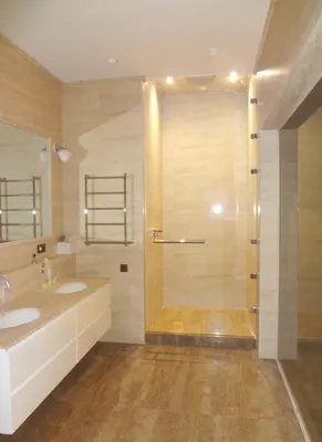 Стеклянные двери для ванной комнаты: элегантность и функциональность в одном