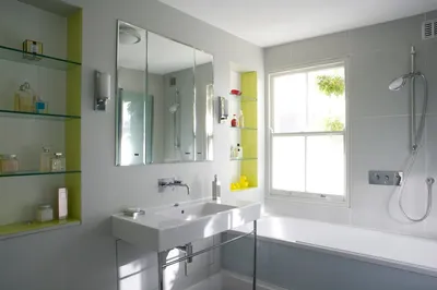 Фото стеклянных полок в ванной комнате в формате png