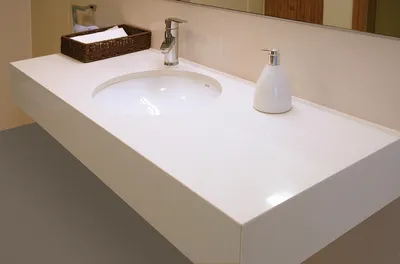 Фото столешницы в ванную с подробной информацией о материале