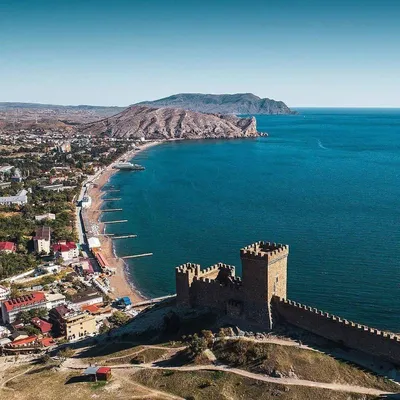 Волшебные моменты в Судаке: фотографии его города и пляжа