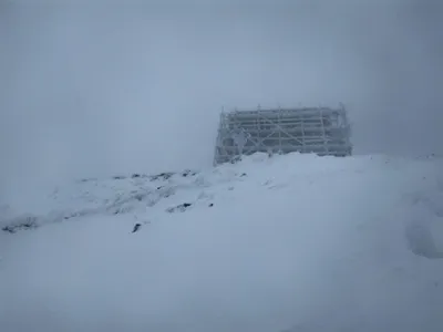 4K фотографии заснеженного пейзажа