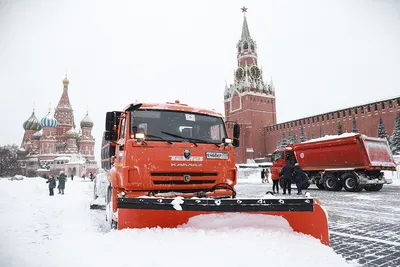 Зимний фон с снеговыми сугробами