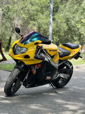 Suzuki GSX 1300R Hayabusa1  фото