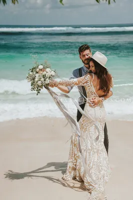 Фотографии свадьбы на пляже в Full HD