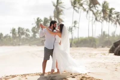 Песчаные следы: фотографии свадьбы на пляже
