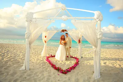 Фото свадьбы на пляже в формате JPG