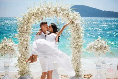Фото свадьбы на пляже: романтическая обстановка