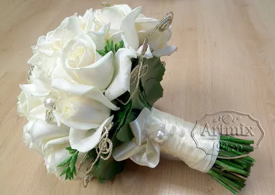 Фотография свежих белых роз для букета
