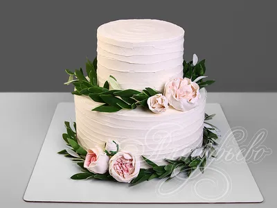Пионы на свадебном торте: фото