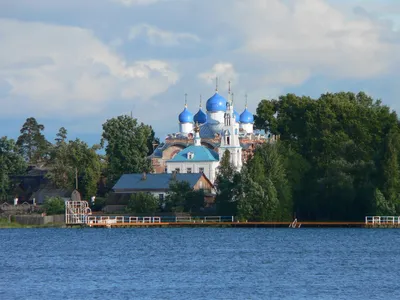 Ошеломляющие фото Святого озера Ивановская область: полное впитывание красоты