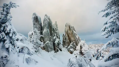 Волшебные моменты зимнего Таганая на вашем экране: PNG изображения в вашем распоряжении