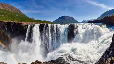 Скачать фото тальникового водопада бесплатно