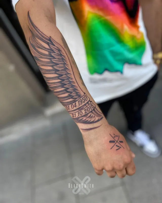 - Крылья - ROY TATTOO