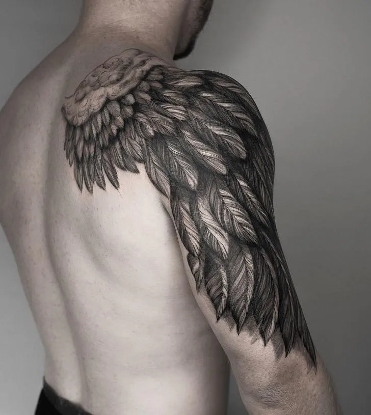 Татуировки для мужчин на плечо
