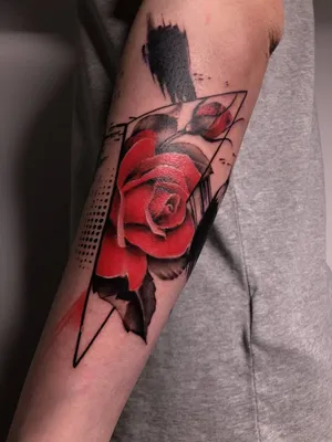 Тату в стиле блэкворк: игра света и тени на вашей коже https://example.com/tattoo-blackwork/33