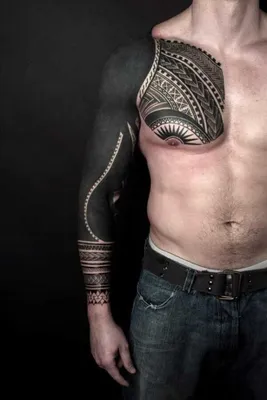 Тату в стиле блэкворк: выберите свой черный мир https://example.com/tattoo-blackwork/36