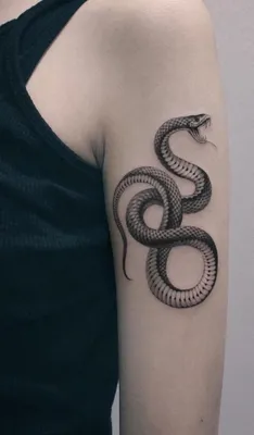 Татуированные змеи для девушек: интригующие и стильные фотографии