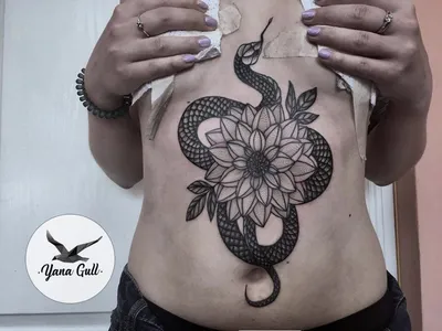 Татуированные змеи для девушек: фотографии с искоркой
