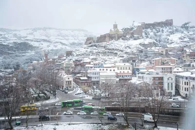 Тбилиси в Зимних Красках: Скачать Шедевры в JPG
