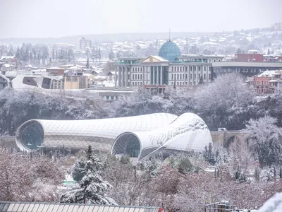 Зимний Тбилиси: Ледяные Пейзажи в JPG