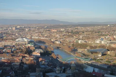 Зимние Особенности Тбилиси: Фотографии в WebP