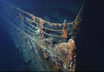 Титаник на дне океана  фото