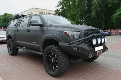 Фото Toyota Tundra Devolro с интересными фактами