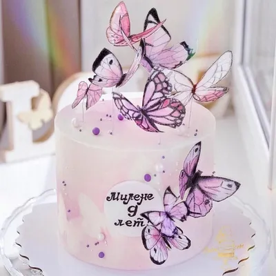 Идеальная картинка бабочки на торте