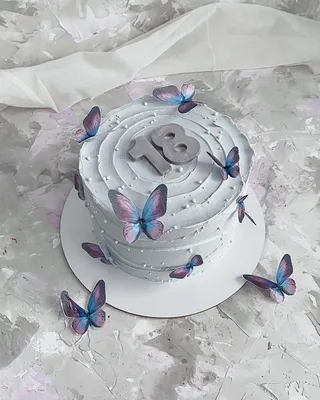 Торт в форме бабочки: великолепная фотография