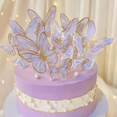 Превосходное изображение торта с бабочкой на выбор