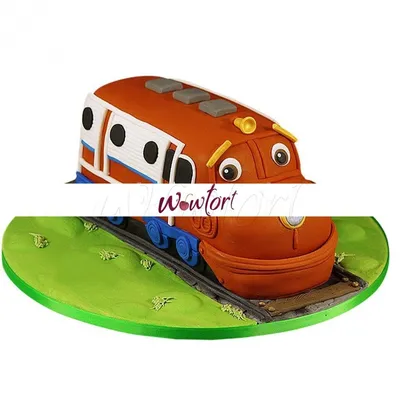 Торт-поезд в разных ракурсах: выбор размера и формата фотографии