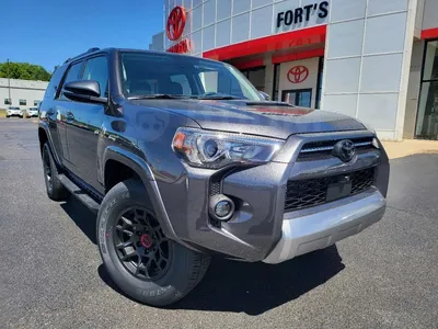 Фотографии Toyota 4Runner 2023: сравнение с предыдущей моделью