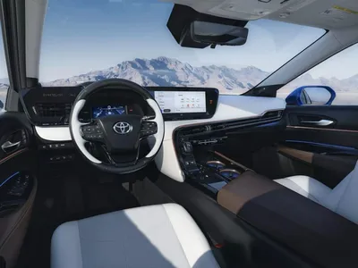 Свежие фотки Toyota Mirai 2023